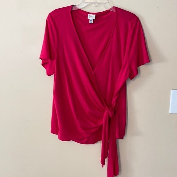 Tops - A New Day Juniors Knotted Front Top